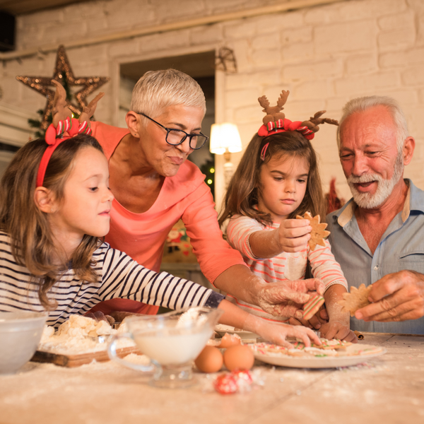 10 Festive Holiday Activities to Enjoy with Seniors